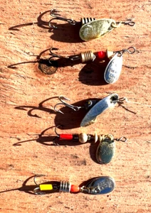 Señuelos de pesca de agua dulce vintage - Mepps/Kitco/Cuchara roja y blanca - Imagen 1 de 4