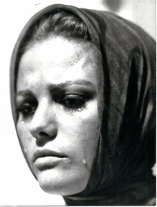 Claudia Cardinale - SANDRA - 1965 - 18 X 24 cm -photo N & B - Foto 1 di 1