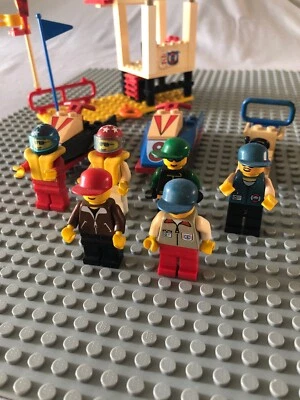 Conjunto LEGO clássico pacote de barco urbano com suporte salva-vidas (6517, 6518) e MAIS!! - Imagem 1 de 4