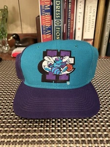 Vintage 1990’s Sports Specialties Charlotte Hornets Two Tone Script OSFA Hat - Picture 1 of 13