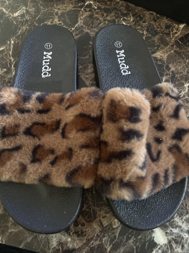 Diapositivas con estampado de guepardo Mudd talla 11 nuevas - Envío gratuito Foto 1 de 1