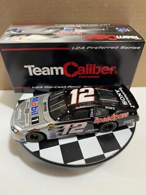 Литая модель Ryan Newman No12 Mobil 30th Anniversary Team калибр 1:24 - Изображение 1 из 4