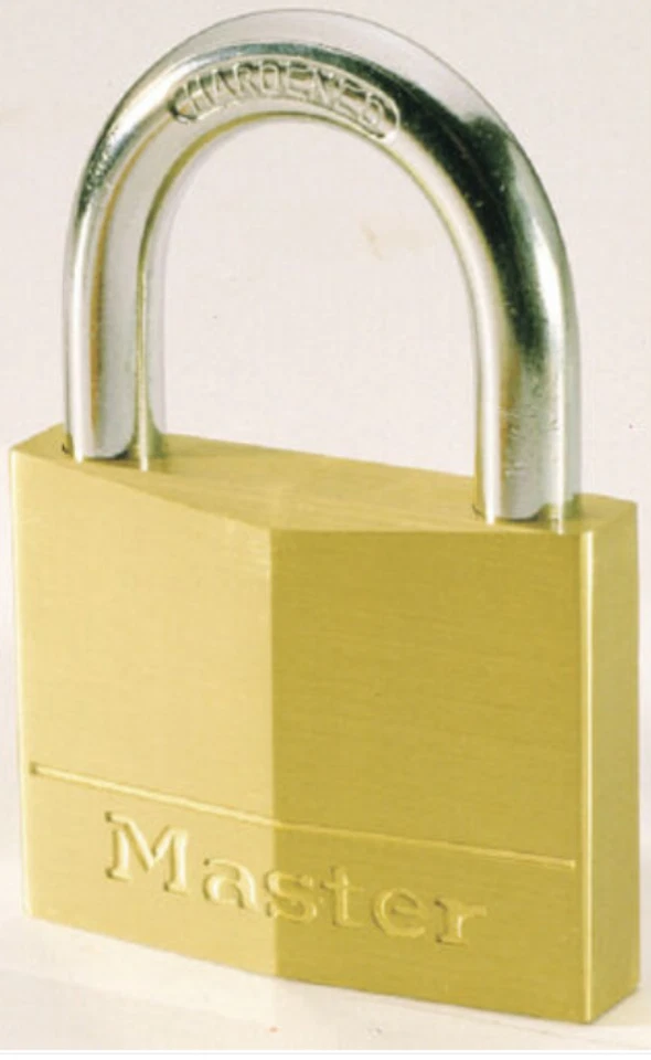 MASTER LOCK - LUCCHETTO IN OTTONE MASSICCIO - ARCO ACCIAIO CEMENTATO - 30x16x... - Immagine 1 di 1
