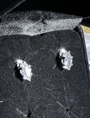 10K Solid White Gold 8mm Marquise CZ Stud Earrings Pushback In Box - Image 1 of 4