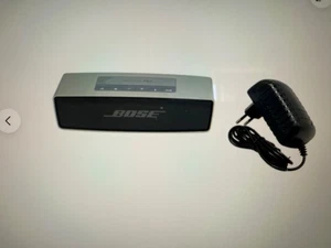 Bose soundLink Mini Bluetooth Soundbox Mega Bass und Transportbox Top gepflegt - Bild 1 von 1