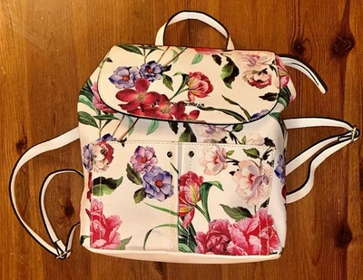 Mochila floral Dana Buchman Foto 1 de 4