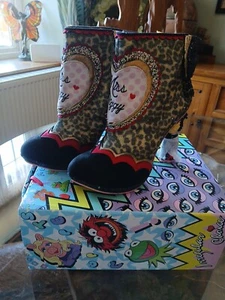 Botas Colección Irregular Choice Fierce Piggy Muppets Talla 6 Nuevas en Caja - Imagen 1 de 8