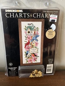 DIJES Y DIJES DE PUNTO DE CRUZ DIMENSIONES DE COLECCIÓN 1998 NUEVO EN PAQUETE BIENVENIDA AMIGOS PÁJAROS NOS - Imagen 1 de 5