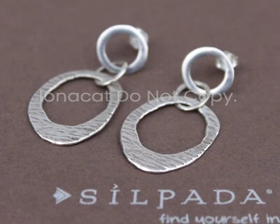 Pendientes poste colgante de eslabones entrelazados texturizados de plata de ley SILPADA P1529 Foto 1 de 4