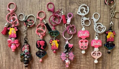 Llaveros con cuentas hechos a mano. ¡Inspirado en el lujo! Barbee! regalos. Adolescente. Foto 1 de 4