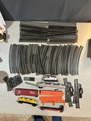 HO Freight Train Car And Track Lot Parts - Image 1 of 4