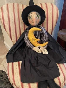 Joe Spencer Gathered Traditions - Viviana Witch with Crescent Moon Puppe Neu 2025 - Bild 1 von 8