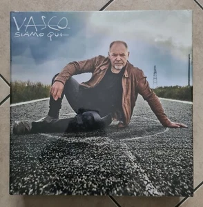 VASCO ROSSI Box Deluxe SIAMO QUI Numerato - Foto 1 di 6