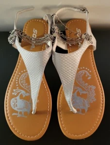 Sandalias de soda chanclas zapatos planos con metal talla 8,5 niñas mujer nuevas con caja - Imagen 1 de 8