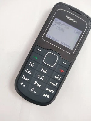Nokia 1202 Original Unlocked 2G GSM 900/1800 Flashlight Keyboard Mobile Phone - Image 1 of 4