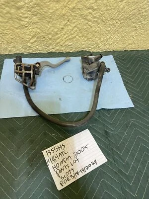 1984 Honda ATC 200 X pinça de cilindro mestre de freio dianteiro 185 - Imagem 1 de 4