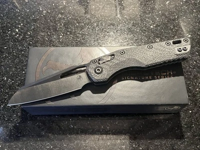 MICROTECH SIGNATURE MSI RAM-LOK! FLUTED CARBON FIBER, "SHADOW DLC" M390MK - Image 1 of 4