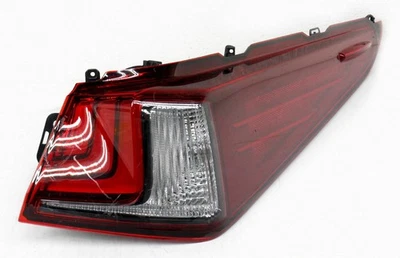 Lámpara trasera LED del lado derecho del pasajero OEM para Lexus ES250, ES300h, ES350 Foto 1 de 3
