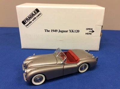 1949 JAGUAR XK120 - 1:24 SCALE MODEL FROM DANBURY MINT - Image 1 of 2