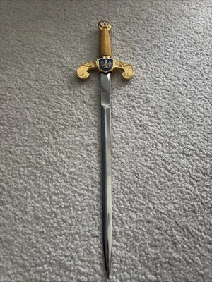 Espada pequeña de acero inoxidable de la Fuerza Aérea de Estados Unidos en Europa auténtica de Toledo España Foto 1 de 4