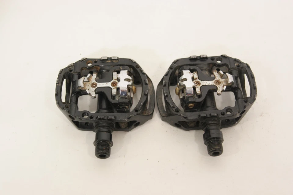 Wellgo  Single Sided MTB/BMX Bicycle Clipless/Platform Pedals 9/16 48Z - Image 1 of 2