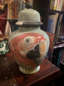 Urna de guacamayo mediana para mascotas de cerámica conmemorativa personalizada para aves loro animal urnas de pájaro - Imagen 1 de 3
