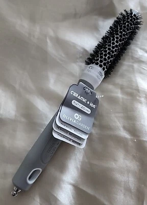 Olivia Garden NanoThermic Ceramic + Ion Round Thermal Brush  ¾" 20mm  - Image 1 of 4