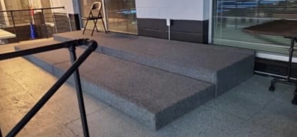 Custom Home Theater Risers or Chorus Risers | Band | Handmade | Lock Feature🔓 Foto 1 de 4