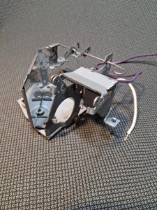 Kodak Carousel PARTS 850H/860H Custom Mirror Mount Assembly (needs cleaning) #32 - Picture 1 of 5