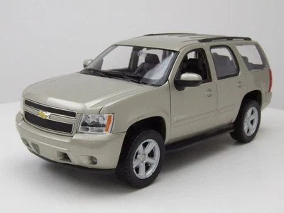 Chevrolet Tahoe 2008 Argent Modèle Réduit 1:24 Welly - Photo 1/4