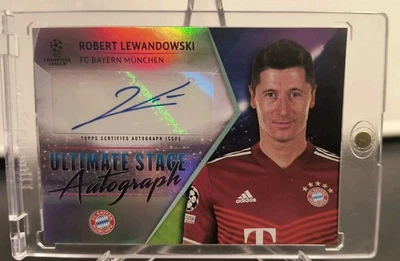 2021-22 Topps UEFA Champions League Robert Lewandowski Ultimate Stage AUTO /150 - Image 1 of 4