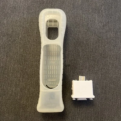 Official Nintendo Wii Motion Plus Adapter White + Official Silicone Sleeve - Image 1 of 4