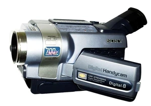 Sony Digital 8 , Hi8 u. Video8 Camcorder DCR-TRV355E mit Analog-Digital-Wandler - Bild 1 von 1