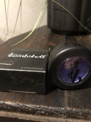 U PICK be a bombshell EYE SHADOW 0.5 oz - Image 1 of 4