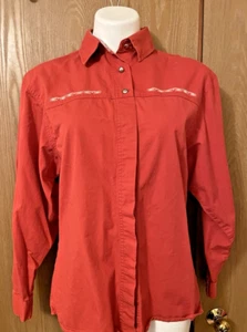 Vintage Wrangler Southwestern Themed Shirt silver buttons Womens Size M - Picture 1 of 9