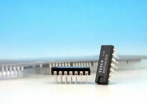 10 x Original Vintage MH74ALS08 TESLA Quad 2-Input AND Gate 74ALS08 SN74ALS08N IC - Bild 1 von 1