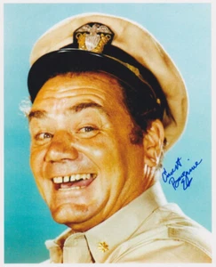 ERNEST BORGNINE hand-signed McHALES NAVY 8x10 authentic w/ coa FANTASTIC CLOSEUP - Picture 1 of 1