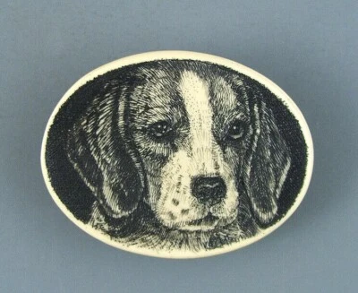 PIN ARTESANAL ARTESANAL AMANTE DE PERROS - BEAGLE ADULTO Foto 1 de 3