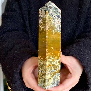 1.13LB Natural yellow ocean jade obelisk crystal pillar crystal healing - Imagen 1 de 13