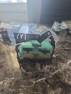 McDonald's Happy Meal Toy 2006 Disney Pixar Cars "Fillmore" #8 Foto 1 de 4