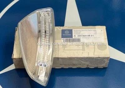 Mercedes Benz Genuine C300 C350 C63 AMG 2008-2009 Right Blinker Lamp 2048200821 - Image 1 of 3