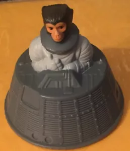 McDonad's Planet Of The Apes 2009 Able The Space Monkey Capsule Vehicle #4 Toy - Picture 1 of 5