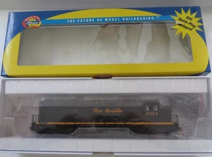 Athearn 95409 HO Scale Rio Grande SD45 Diesel Locomotive Cab 5324 DCC Ready New - Picture 1 of 10