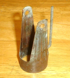 Lampada ad olio originale Aladdin ottone modello 11 bruciatore stoppino alzapersona adatto anche 7,8,9,10 - Foto 1 di 5
