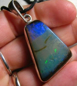 O&co Opal Pendant Boulder Queensland Australia Lithotherapy Christmas Gift - Picture 1 of 3