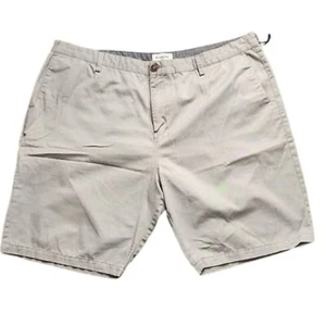 Billabong Gray Chino Shorts Men's Size 44 - Picture 1 of 7