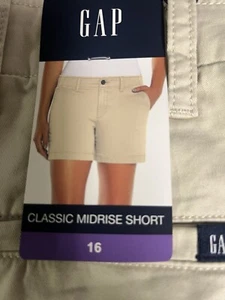 GAP Women's Classic Stretch Cotton Pockets 5" Inseam Mid Rise Short, GP004081 - Picture 1 of 3