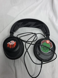 Auriculares para juegos sobre la oreja SteelSeries Arctis Nova 1 - negros (AJW) - Imagen 1 de 7