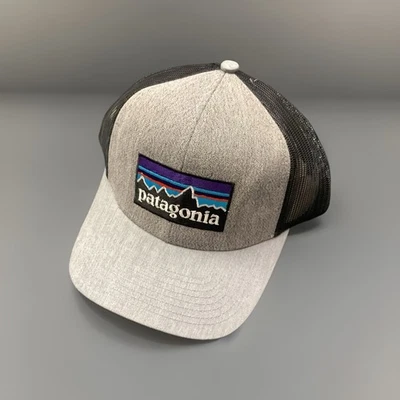 Sombrero de camionero Patagonia SnapBack para hombre gay y negro Foto 1 de 3