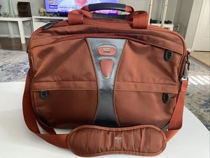 TUMI 26130D4 Ballistic Nylon Laptop Shoulder Messenger Bag Orange W/Strap NICE! - Picture 1 of 10